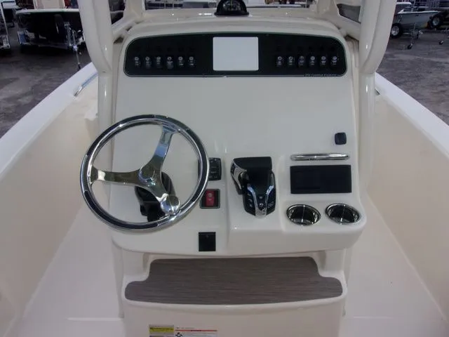 Slide: The Image of Grady-White 251 Coastal Explorer 2025 - 11