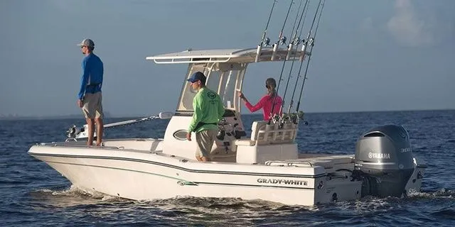 Slide: The Image of Grady-White 251 Coastal Explorer 2025 - 19