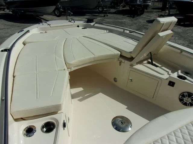 Slide: The Image of Grady-White 251 Coastal Explorer 2025 - 3