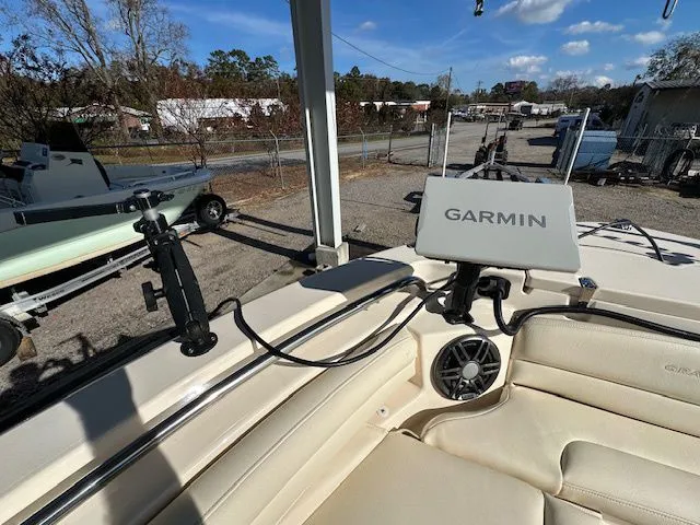 Slide: The Image of Grady-White Fisherman 216 2022 - 16