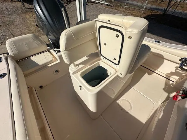 Slide: The Image of Grady-White Fisherman 216 2022 - 8