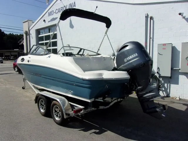 Slide: The Image of Stingray 211 DC 2024 - 12