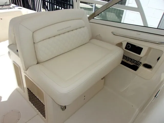 Slide: The Image of Grady-White Freedom 307 2024 - 20