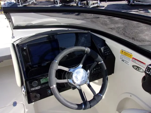 Slide: The Image of Stingray 23 OSX 2024 - 31