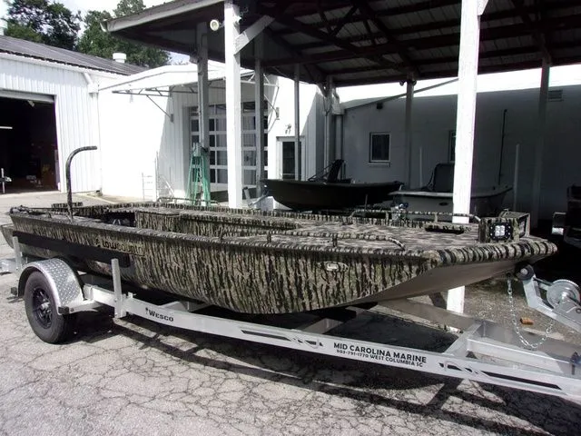 The Image of Lowcountry Boats 1754 Swamp Fox 2026 - 1