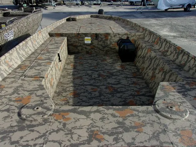 Slide: The Image of Legend Renegade 1652 2023 - 4