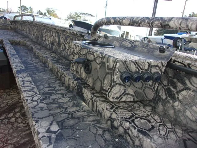 Slide: The Image of Legend Ambush Elite 1652 MD 2023 - 7