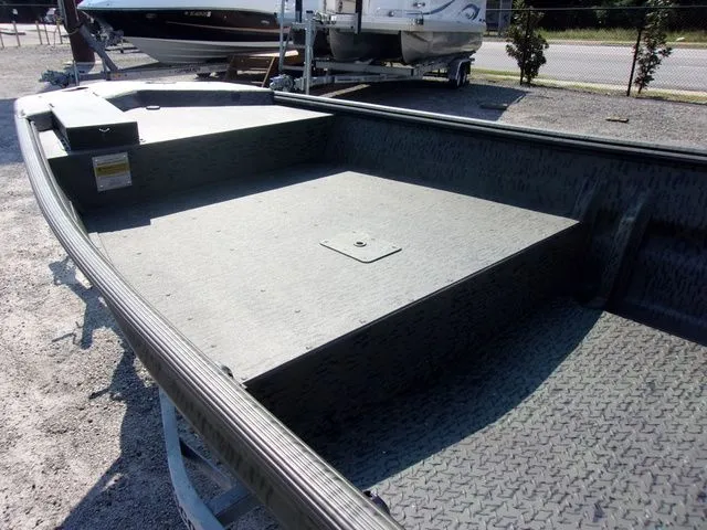 Slide: The Image of War Eagle 648LDV 2026 - 5