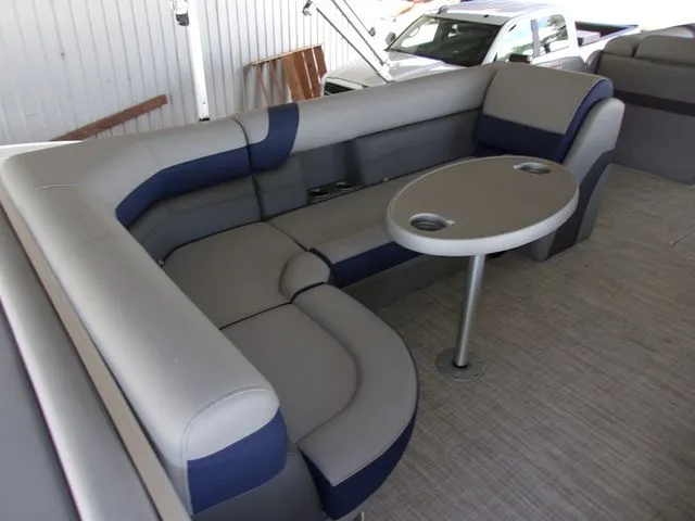 Slide: The Image of Berkshire CTS Series 24CL2 CTS 2023 - 7