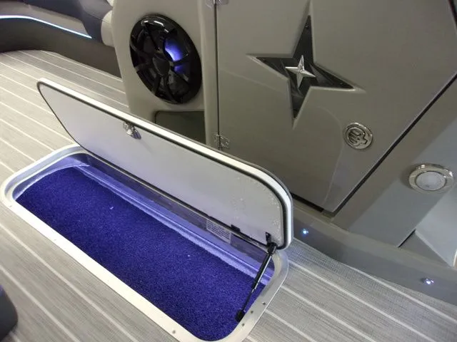 Slide: The Image of Berkshire STS Series 25RFX STS 2023 - 13