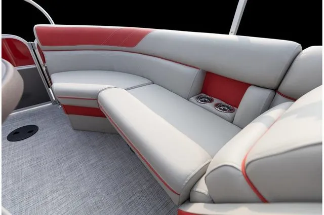 Slide: The Image of Berkshire LE Series 24RFX LE 2023 - 4