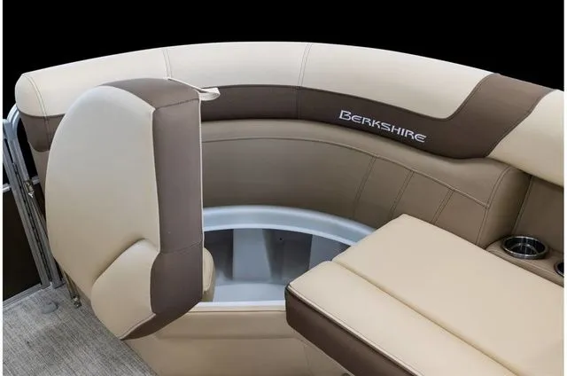 Slide: The Image of Berkshire CTS Series 24RFX CTS 2023 - 30