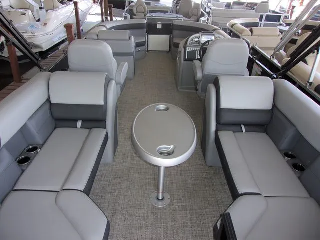 Slide: The Image of Berkshire CTS Series 24RFX CTS 2023 - 8