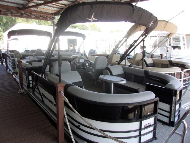 Slide: The Image of Berkshire CTS Series 24RFX CTS 2023 - 9