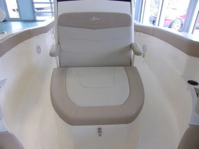 Slide: The Image of Scout XSF 240 2025 - 6