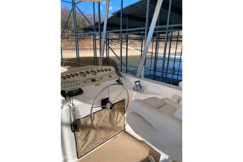 Slide: The Image of Luxurious bedroom interior in 2007 Summerset 21' x 106' model with elegant drapery. - 16