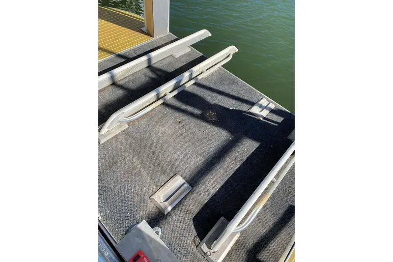 Slide: The Image of Staircase on 2007 Summerset houseboat, model 21' x 106', with blue sky view. - 168