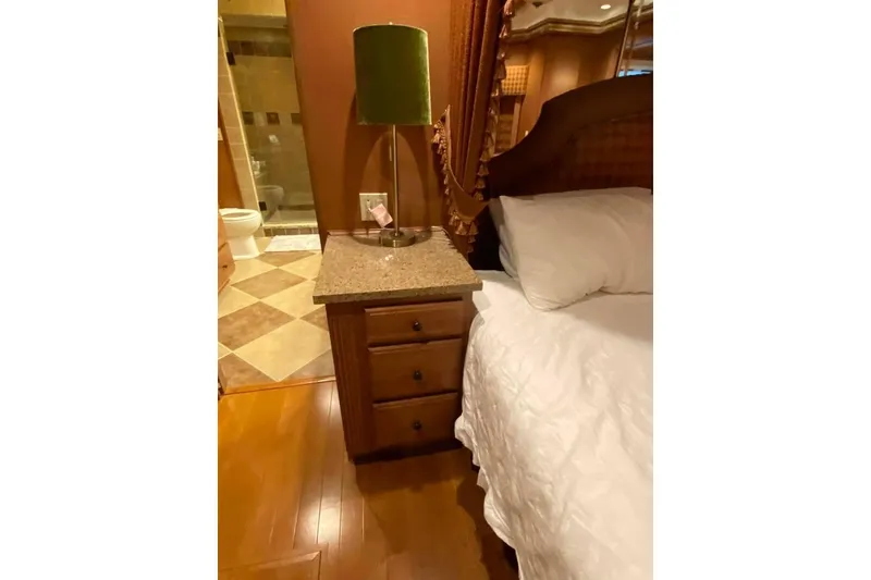 Slide: The Image of Luxurious bedroom interior in 2007 Summerset 21' x 106' houseboat. - 216