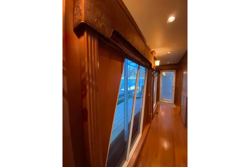 Slide: The Image of Luxurious hallway interior of 2007 Summerset 21' x 106' model houseboat. - 244