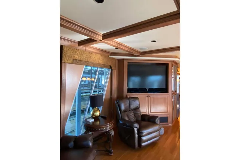 Slide: The Image of Interior of 2007 Summerset model, featuring elegant dining area with natural light. - 328