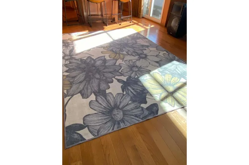 Slide: The Image of Luxurious interior of 2007 Summerset houseboat with leather chair and large window view. - 334