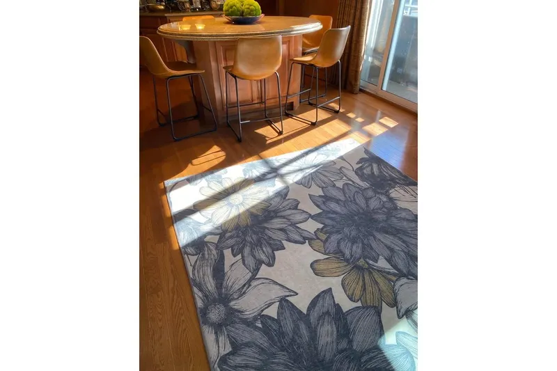 Slide: The Image of 2007 Summerset 21' x 106' houseboat exterior with railing and windows. - 6