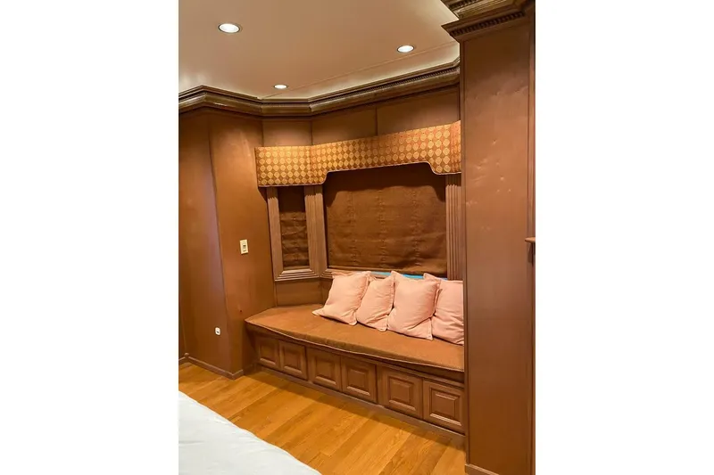 Slide: The Image of Luxurious bathroom in 2007 Summerset model, featuring glass shower and elegant fixtures. - 62