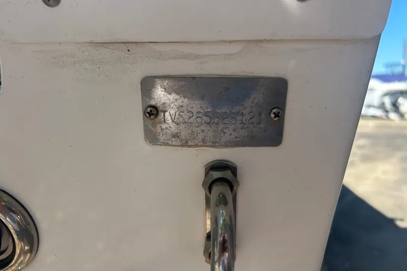 Slide: The Image of 2021 Twin Vee 260 VIVA boat identification plate with serial number. - 39