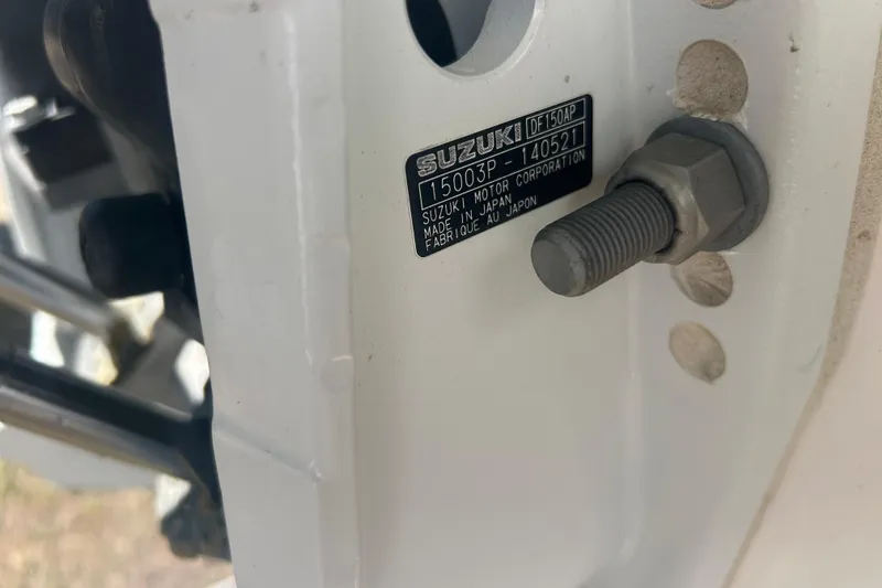 Slide: The Image of Close-up of Suzuki motor label on 2021 Twin Vee 260 VIVA boat. - 40