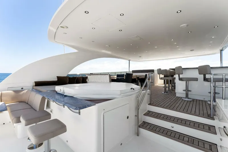 Slide: The Image of Hargrave 125 Raised Pilothouse 2013 - 62