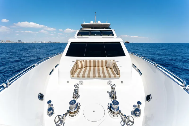 Slide: The Image of Hargrave 125 Raised Pilothouse 2013 - 86