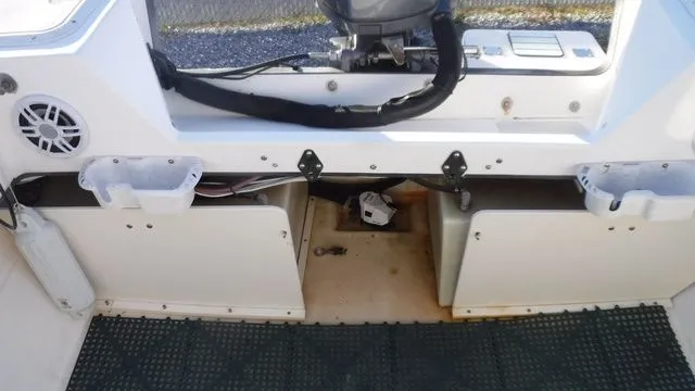 Slide: The Image of C-Dory 22' Classic Cruiser 2003 - 18