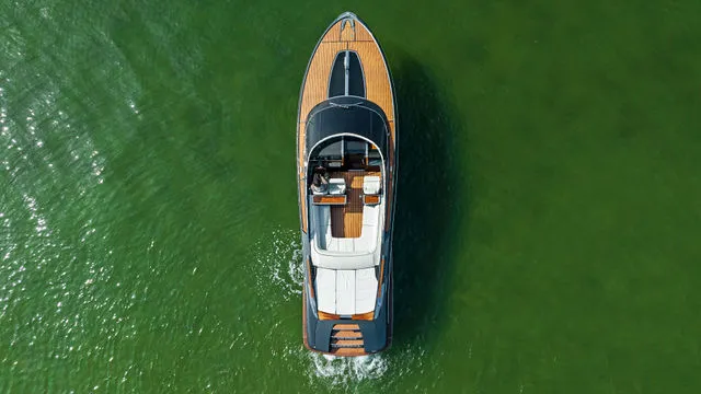 Slide: The Image of Riva 38' Rivamare 2017 - 47