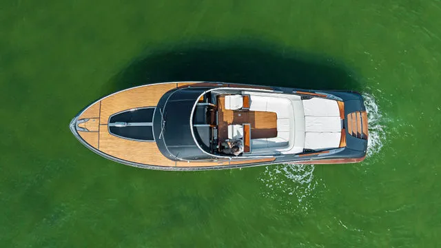 Slide: The Image of Riva 38' Rivamare 2017 - 49