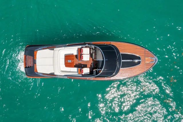 Slide: The Image of Riva 38' Rivamare 2017 - 64