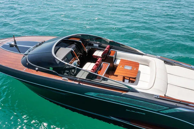 Slide: The Image of Riva 38' Rivamare 2017 - 69