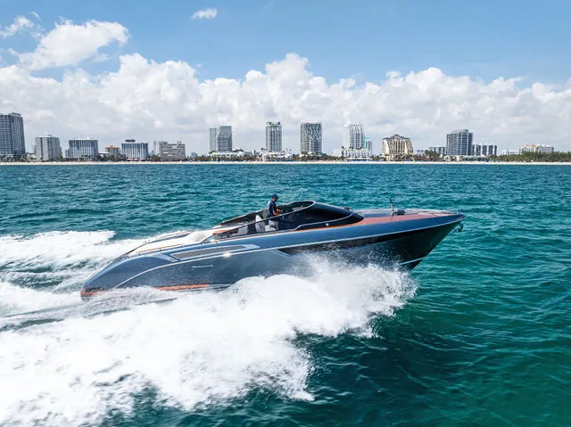 Slide: The Image of Riva 38' Rivamare 2017 - 46