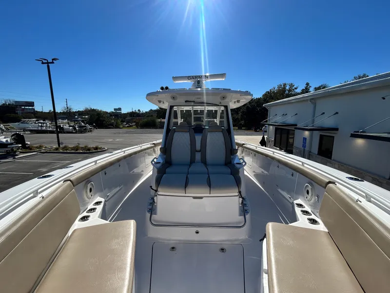 Slide: The Image of Everglades 395 Center Console 2020 - 48