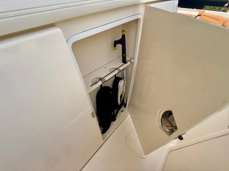 Slide: The Image of Scout 420 LXF 2020 - 19