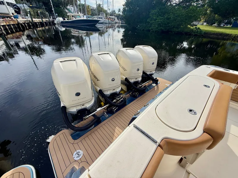 Slide: The Image of Scout 420 LXF 2020 - 22