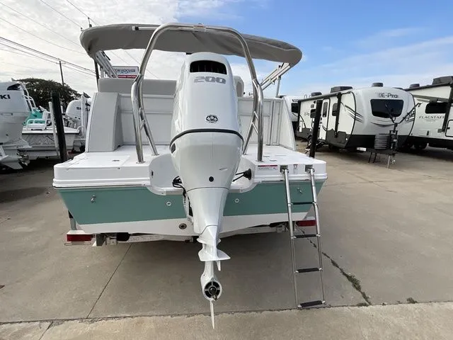 Slide: The Image of Hurricane Fundeck 2260 2026 - 6