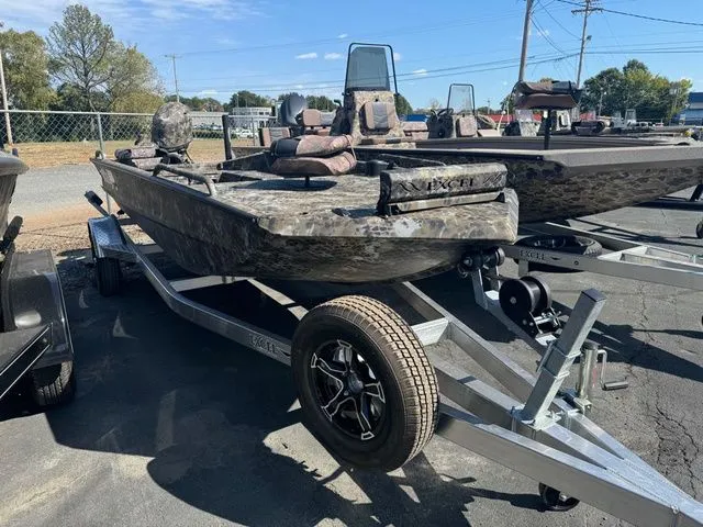 Slide: The Image of Excel 1751 Viper F4 2025 - 1