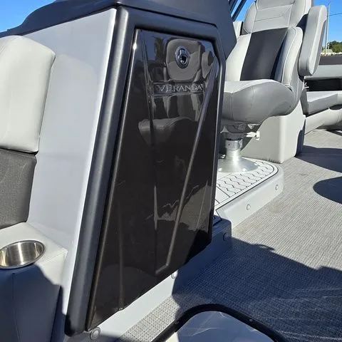 Slide: The Image of Veranda VR 235 RC 2026 - 26