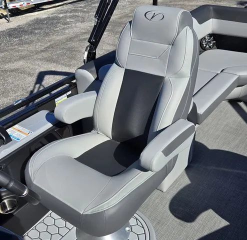 Slide: The Image of Veranda VR 235 RC 2026 - 28