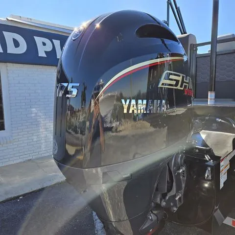 Slide: The Image of Veranda VR 235 RC 2026 - 5