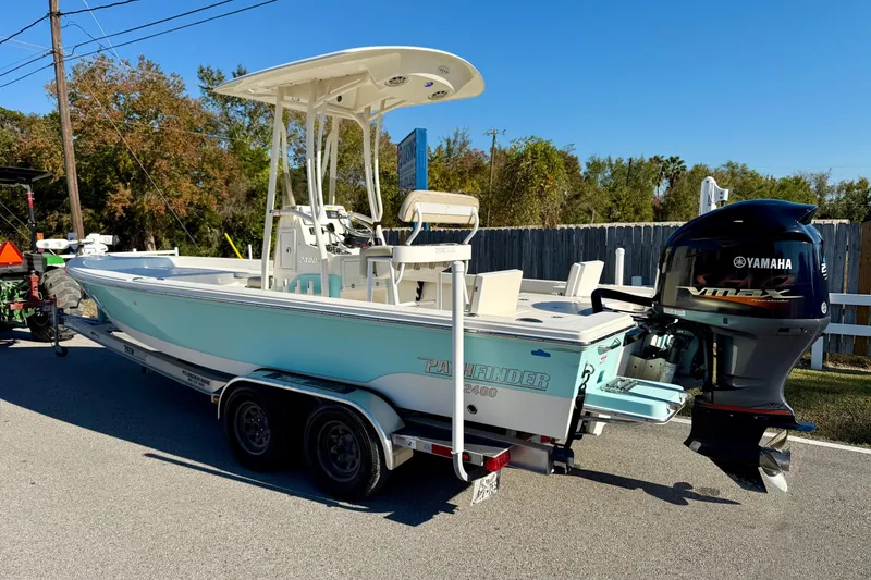 Slide: The Image of 2014 Pathfinder 2400 TRS boat with Yamaha VMAX engine on trailer. - 2