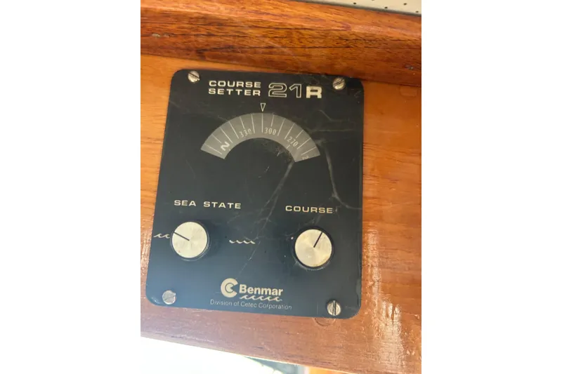 Slide: The Image of Benmar Course Setter 21R on 1976 Bristol Trawler, showing sea state and course dials. - 22