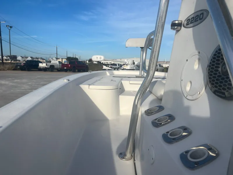 Slide: The Image of Blazer Bay 2200 Fisherman 2009 - 11