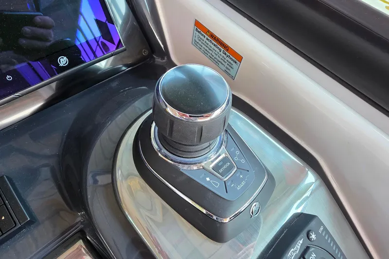 Slide: The Image of Control panel of 2026 Formula 350 Crossover Bowrider I/O boat. - 22
