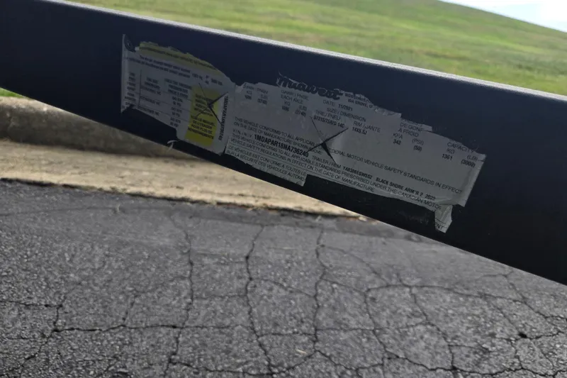 Slide: The Image of 2019 Yamaha Boats AR195 label on trailer frame, showing specifications and compliance details. - 8